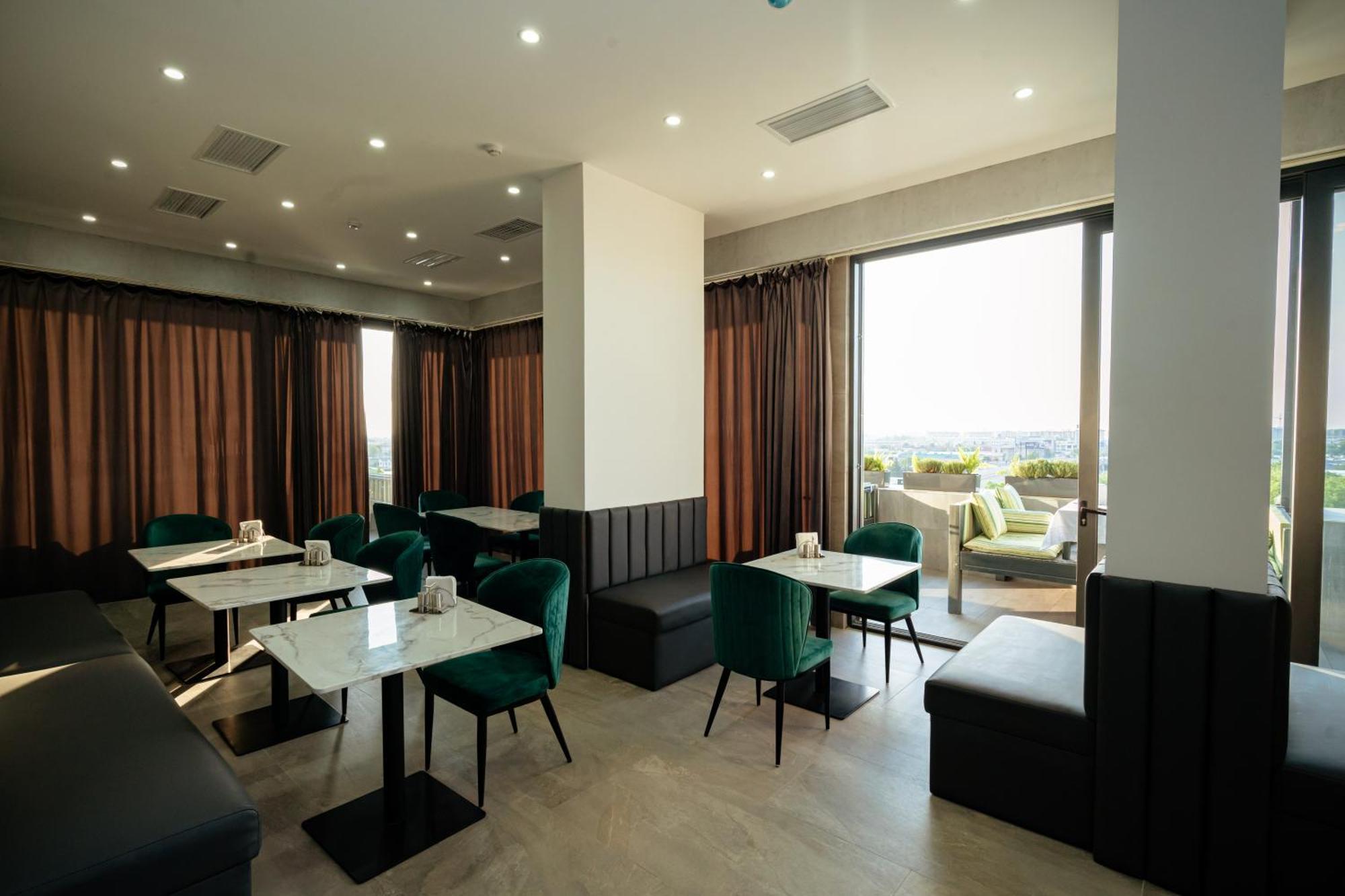 Harmony Hotel Tasken Kültér fotó